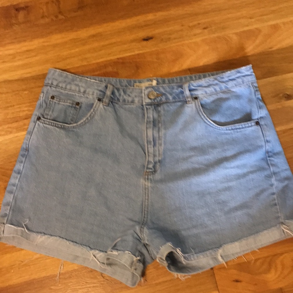 High waisted girlfriend shorts
